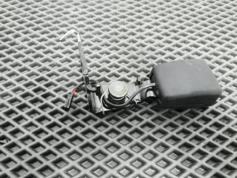 Замок ремня безопасности, 2300 рублей, Балашиха