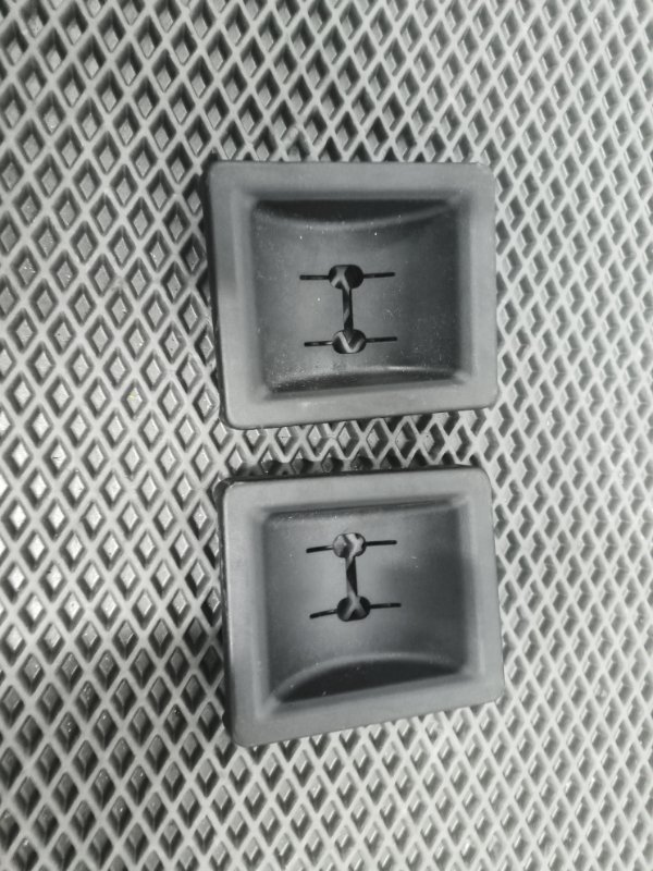 Накладка крышки багажника, 1000 рублей, Балашиха