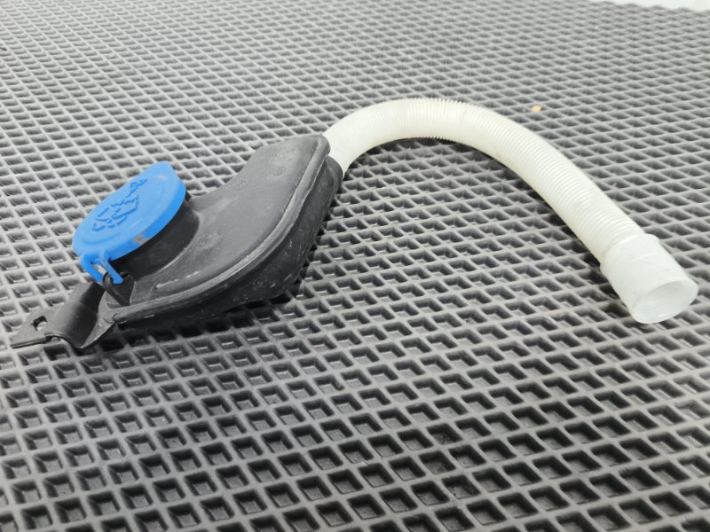 Горловина бачка стеклоомывателя, 3000 рублей, Балашиха