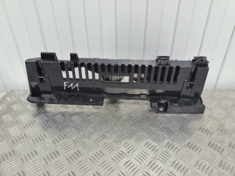 Кронштейн полки багажника, 4000 рублей, Балашиха