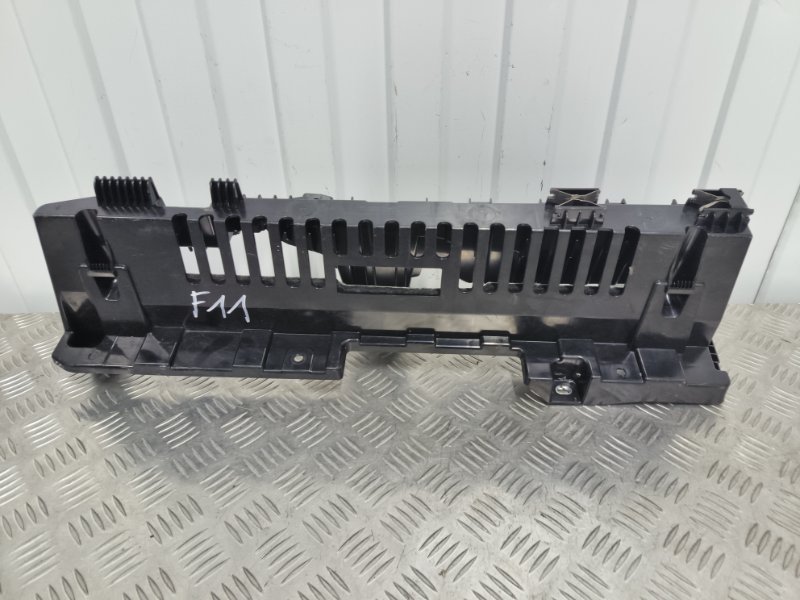 Кронштейн полки багажника, 4000 рублей, Балашиха