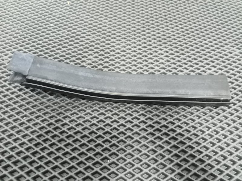 Уплотнительная резинка капота, 1300 рублей, Балашиха