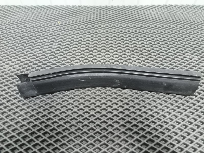 Уплотнительная резинка капота, 1300 рублей, Балашиха