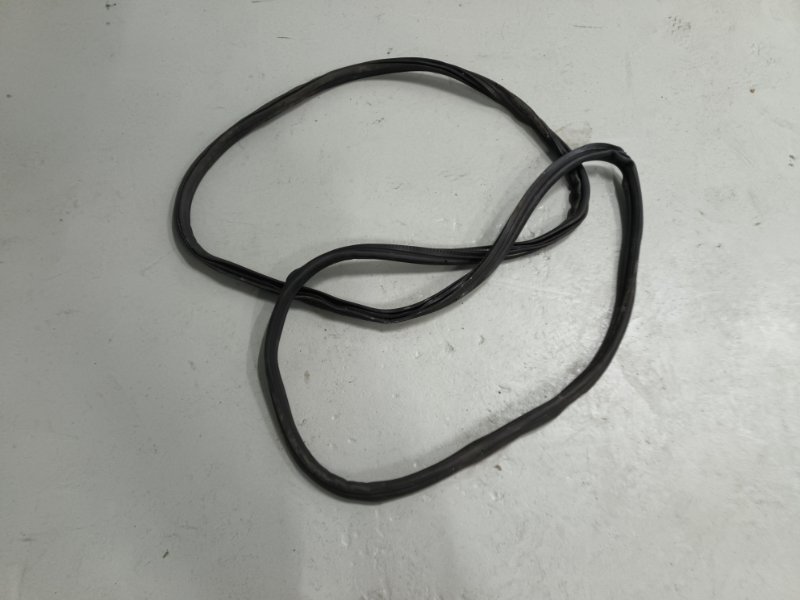 Уплотнительная резинка крышки багажника, 3700 рублей, Балашиха