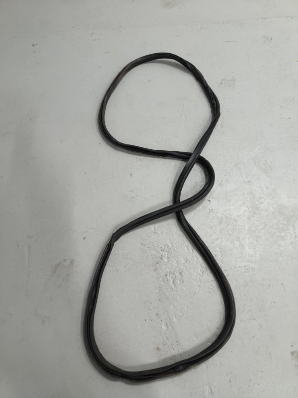 Уплотнительная резинка крышки багажника, 3700 рублей, Балашиха