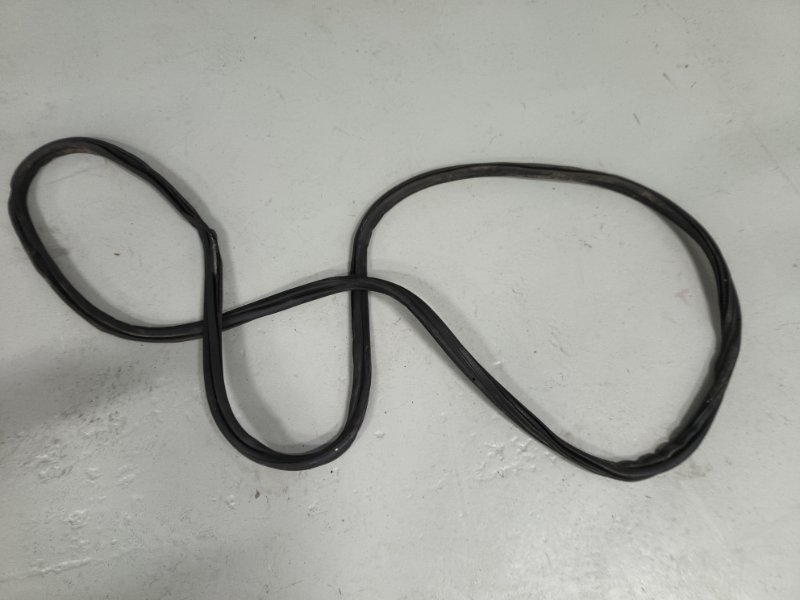 Уплотнительная резинка крышки багажника, 3700 рублей, Балашиха