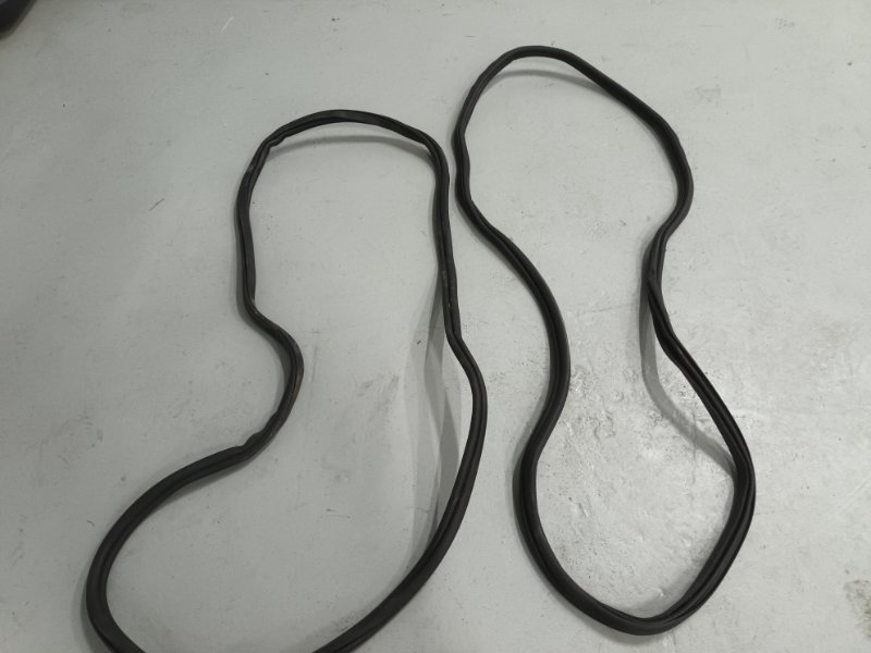 Уплотнительная резинка боковой двери, 3200 рублей, Балашиха