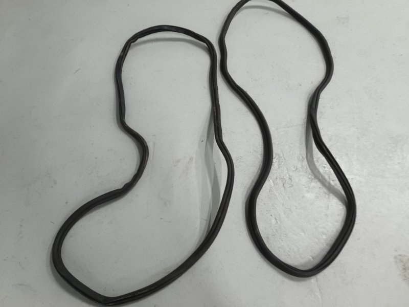 Уплотнительная резинка боковой двери, 3200 рублей, Балашиха