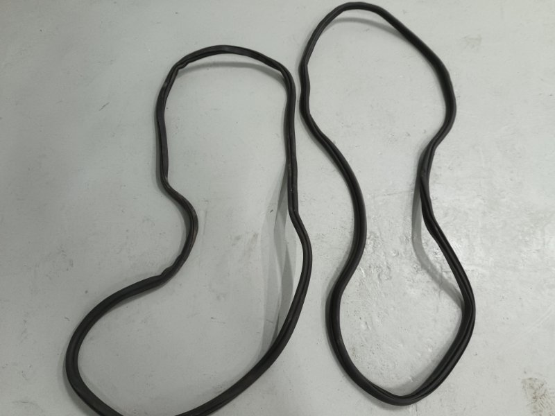 Уплотнительная резинка боковой двери, 3200 рублей, Балашиха