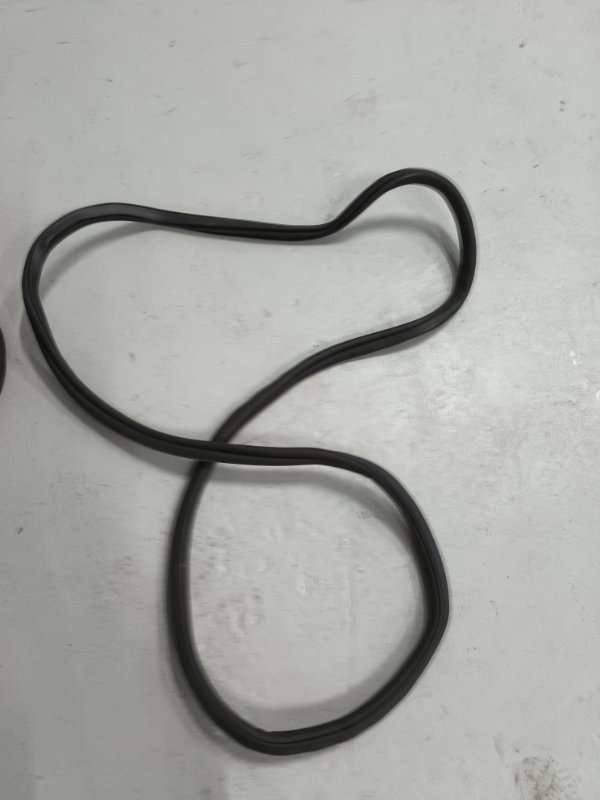 Уплотнительная резинка боковой двери, 3200 рублей, Балашиха