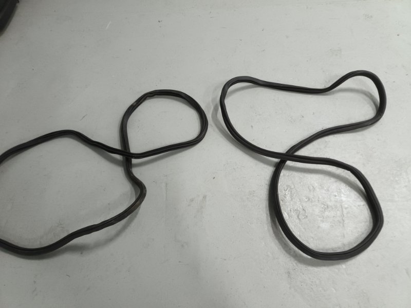 Уплотнительная резинка боковой двери, 3200 рублей, Балашиха