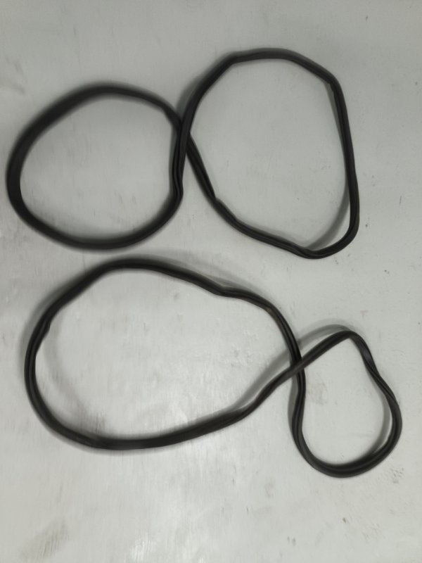 Уплотнительная резинка боковой двери, 3200 рублей, Балашиха