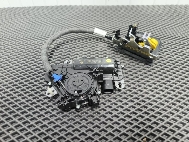 Доводчик двери багажника, 9000 рублей, Балашиха