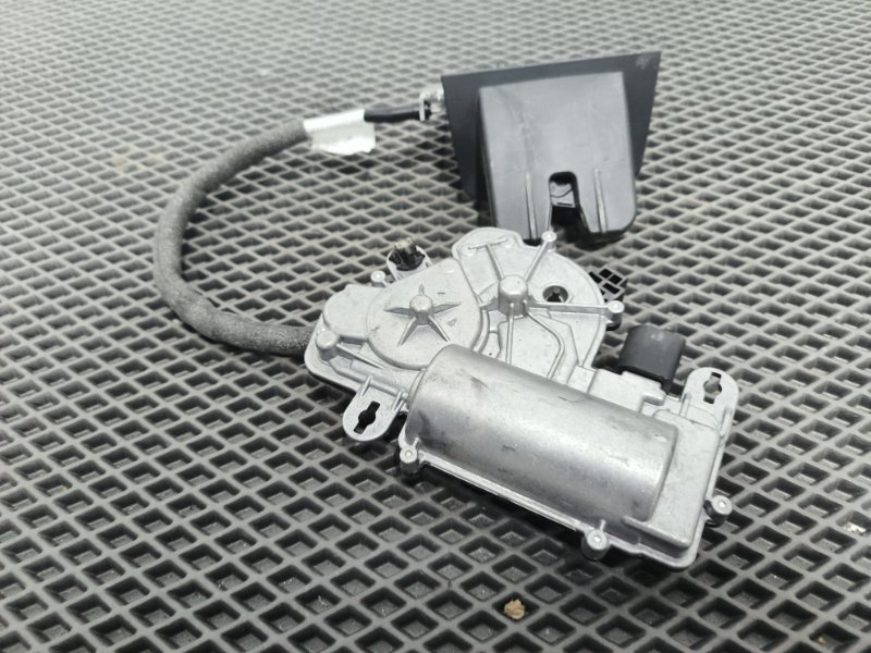 Доводчик двери багажника, 9000 рублей, Балашиха