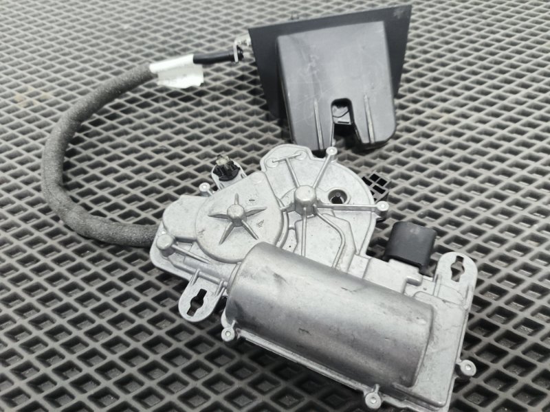 Доводчик двери багажника, 9000 рублей, Балашиха