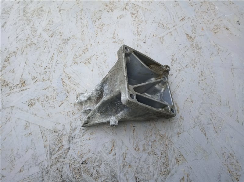 кронштейн двигателя, 460 рублей, Санкт-Петербург