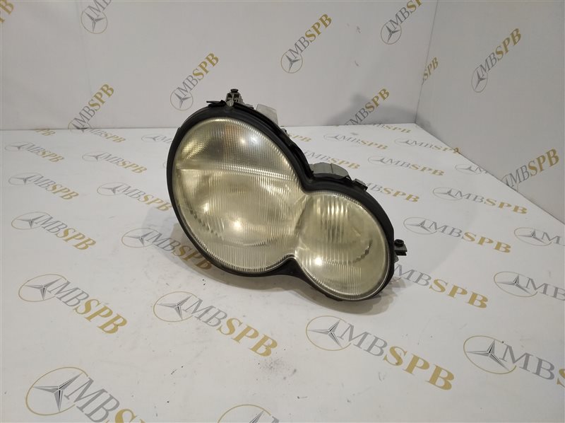 фара, 2925 рублей, Санкт-Петербург