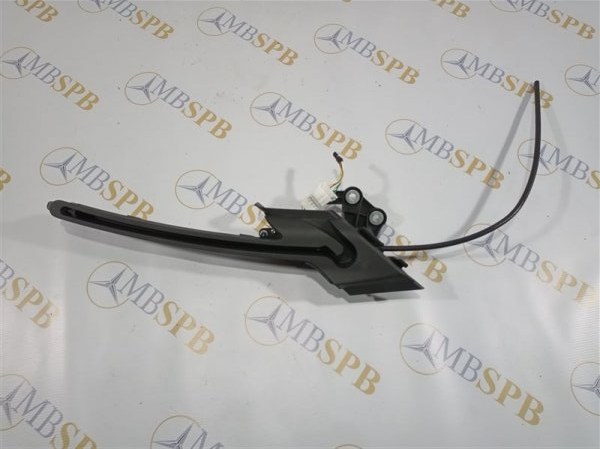 направляющая шторки багажника, 2090 рублей, Санкт-Петербург