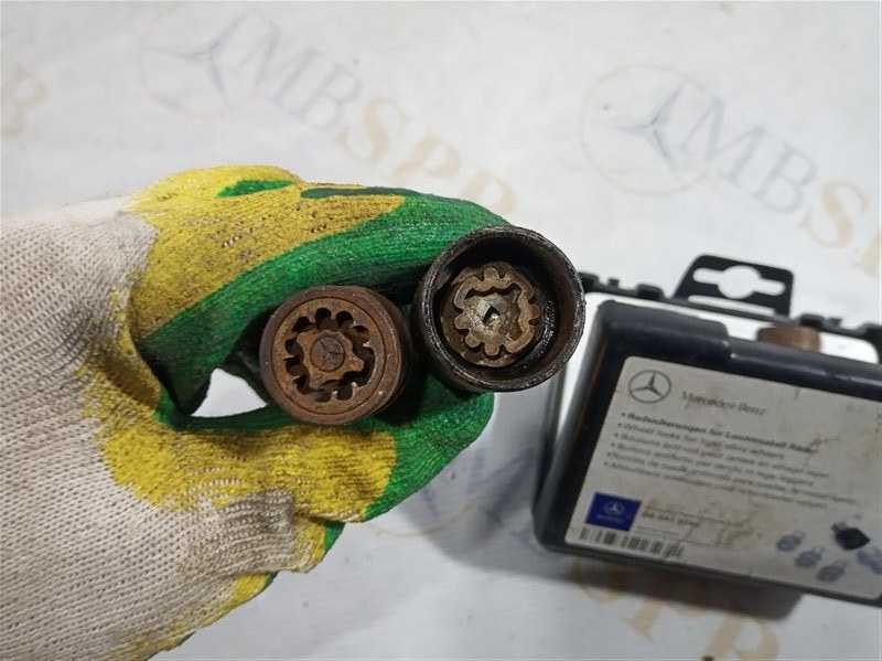 болты секретные, 2500 рублей, Санкт-Петербург