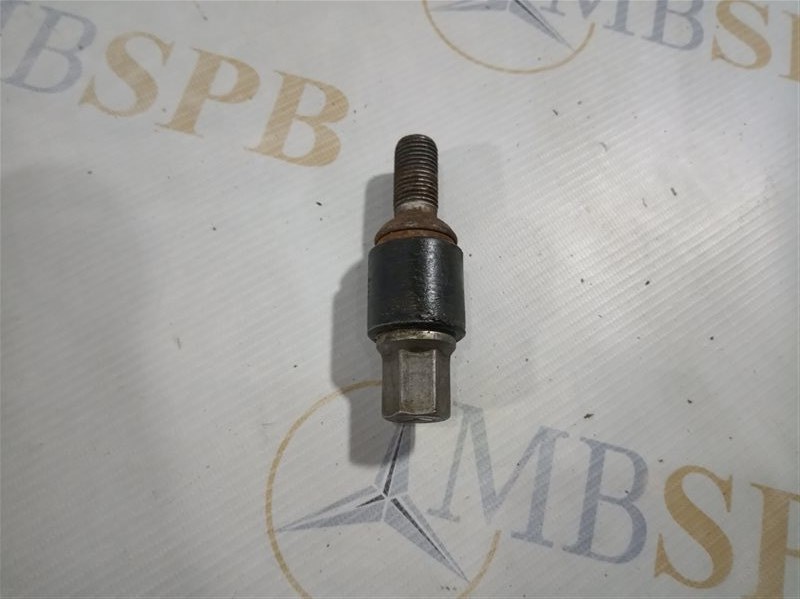 болты секретные, 2500 рублей, Санкт-Петербург