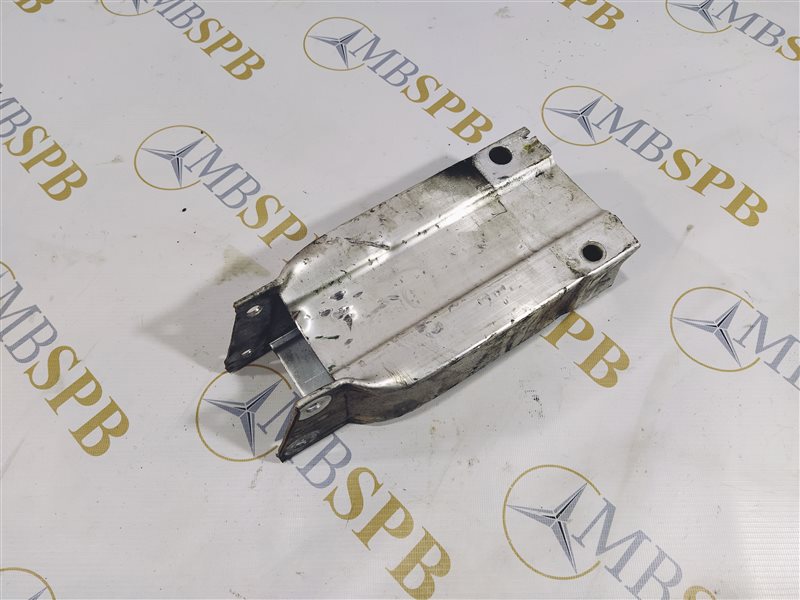 кронштейн усилителя, 530 рублей, Санкт-Петербург