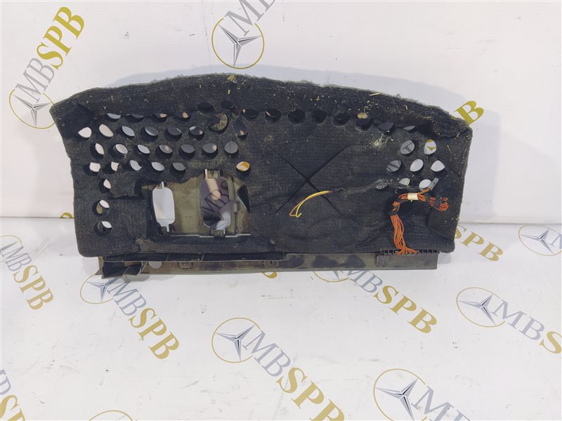 накладка под торпедо, 530 рублей, Санкт-Петербург