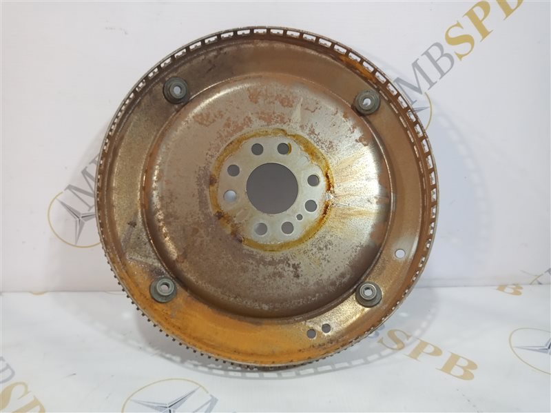 маховик, 1300 рублей, Санкт-Петербург