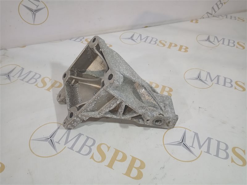 кронштейн двигателя, 2640 рублей, Санкт-Петербург