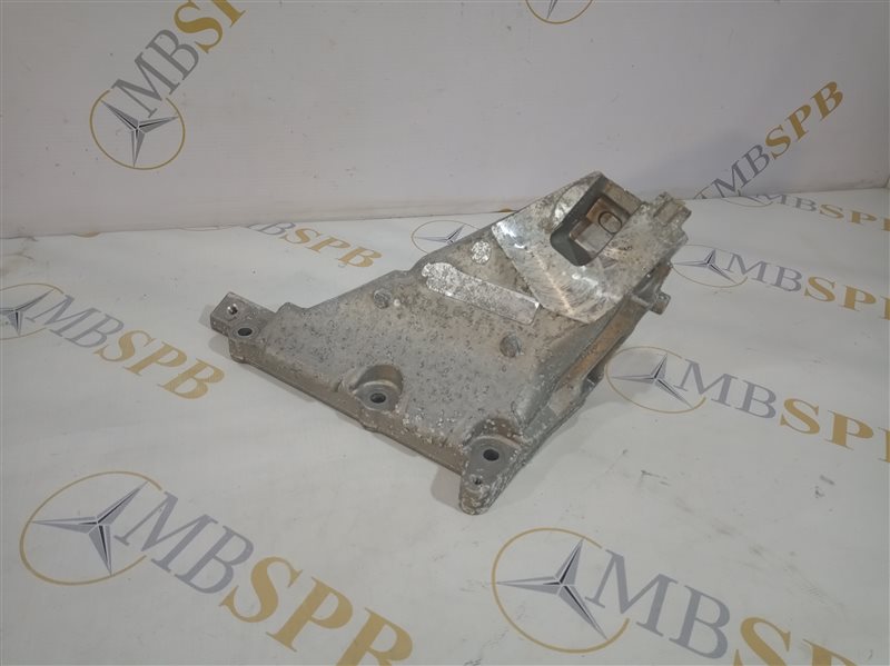 кронштейн двигателя, 2640 рублей, Санкт-Петербург