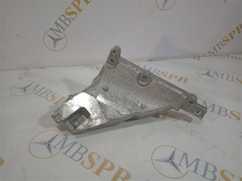 кронштейн двигателя, 2640 рублей, Санкт-Петербург