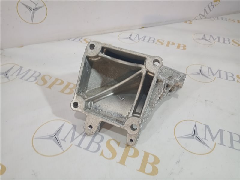 кронштейн двигателя, 2640 рублей, Санкт-Петербург