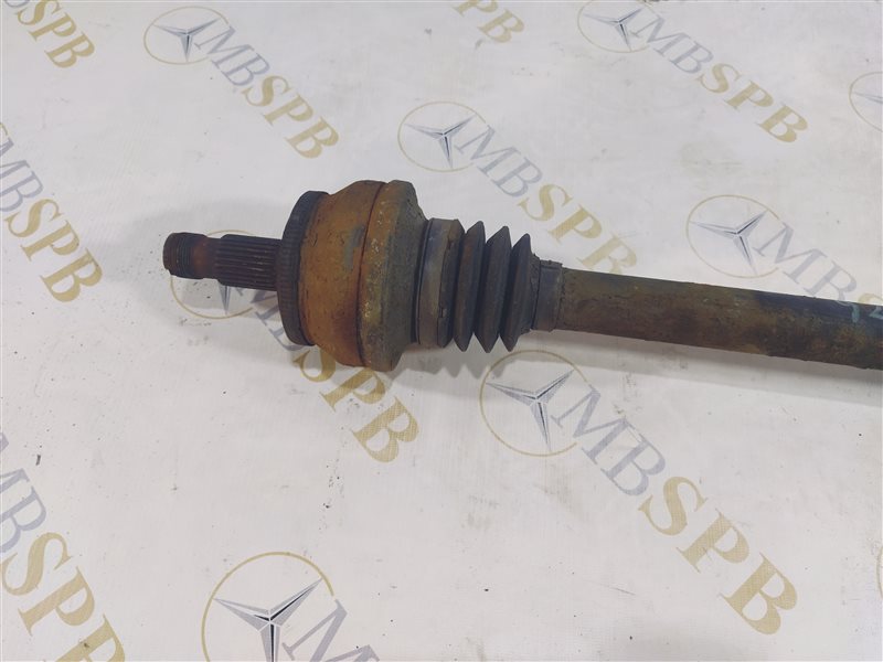 полуось, 1045 рублей, Санкт-Петербург