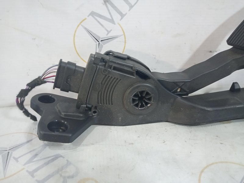 педаль газа, 1365 рублей, Санкт-Петербург