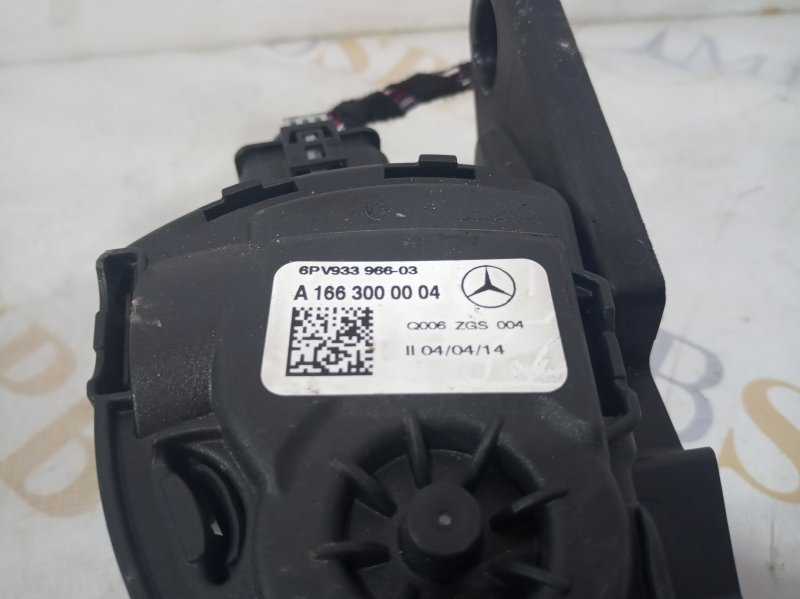 педаль газа, 1365 рублей, Санкт-Петербург