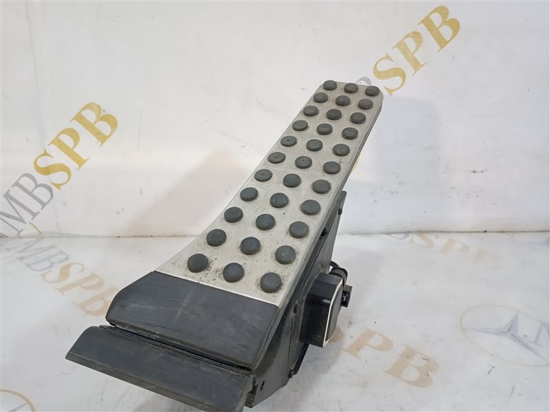 педаль газа, 1345 рублей, Санкт-Петербург