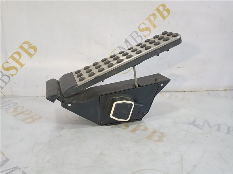 педаль газа, 1370 рублей, Санкт-Петербург