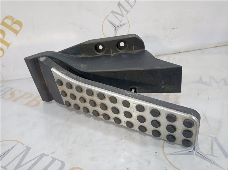 педаль газа, 1370 рублей, Санкт-Петербург