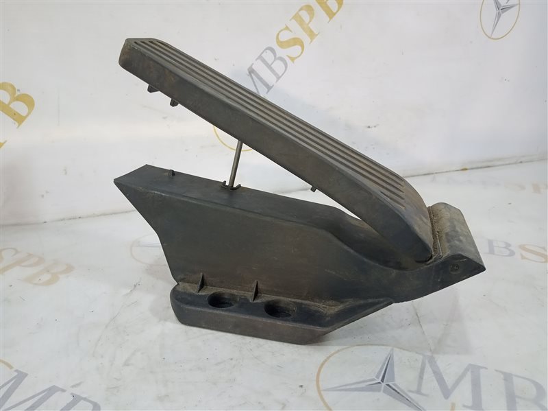 педаль газа, 775 рублей, Санкт-Петербург