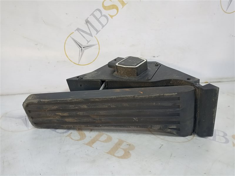 педаль газа, 1985 рублей, Санкт-Петербург