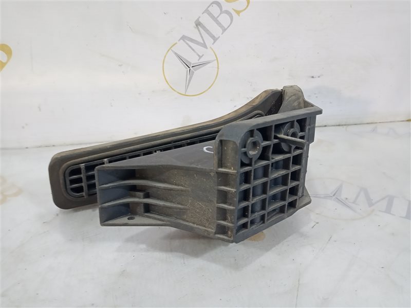 педаль газа, 1985 рублей, Санкт-Петербург