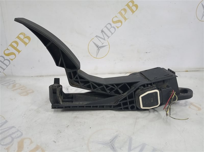 педаль газа, 775 рублей, Санкт-Петербург