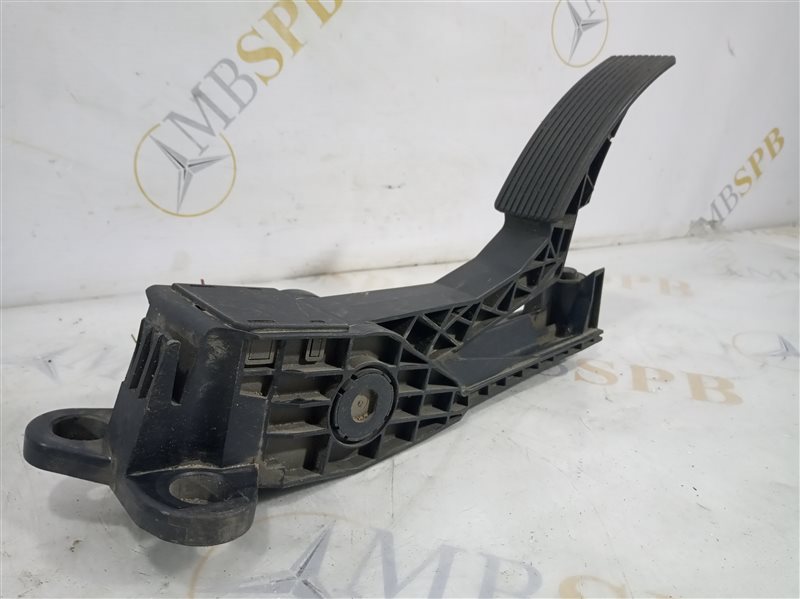 педаль газа, 775 рублей, Санкт-Петербург