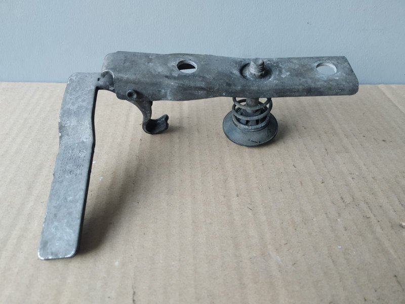 замок капота, 570 рублей, Санкт-Петербург