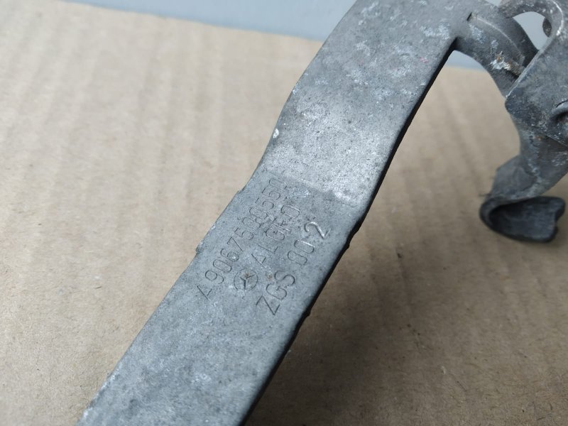 замок капота, 570 рублей, Санкт-Петербург