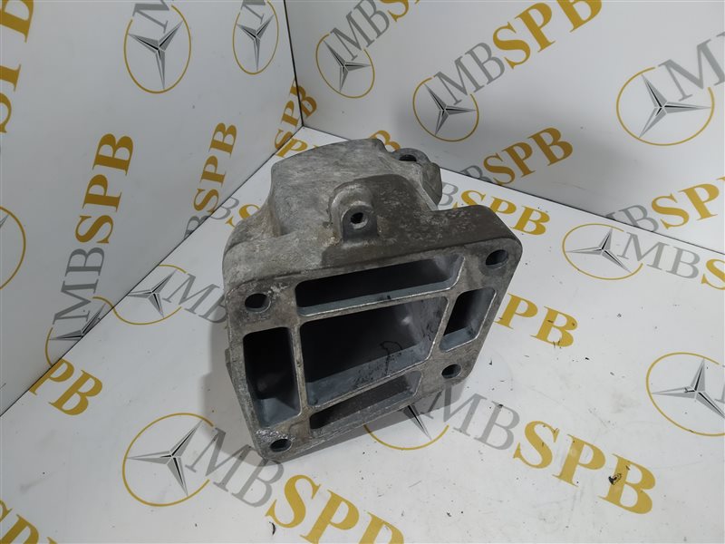 кронштейн двигателя, 1045 рублей, Санкт-Петербург