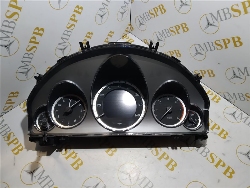 панель приборов, 2020 рублей, Санкт-Петербург