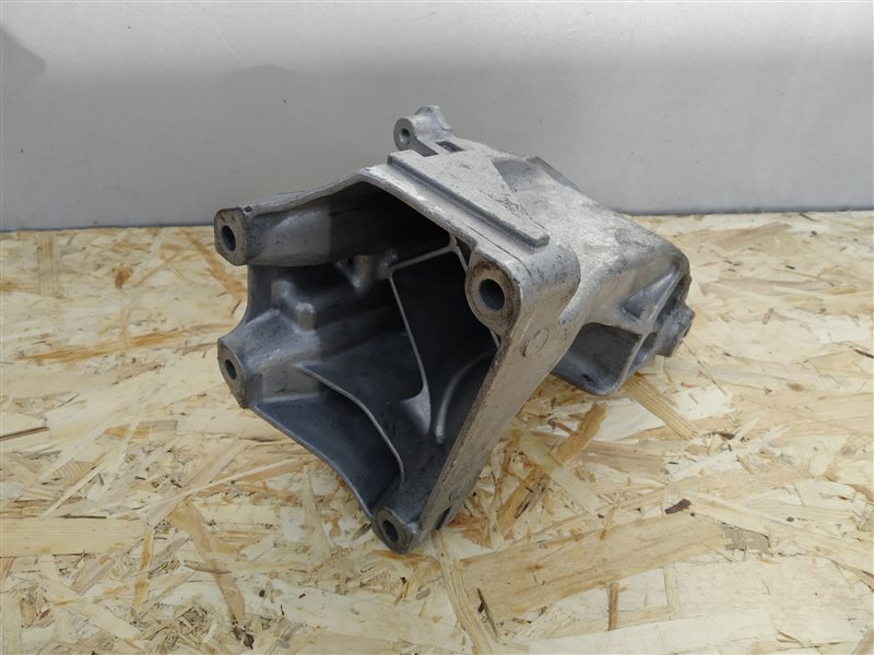 кронштейн двигателя, 540 рублей, Санкт-Петербург