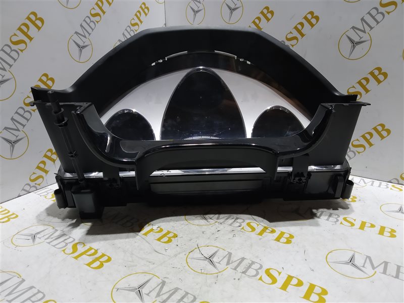 панель приборов, 2020 рублей, Санкт-Петербург