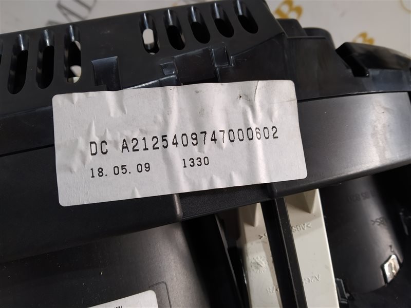 панель приборов, 2020 рублей, Санкт-Петербург