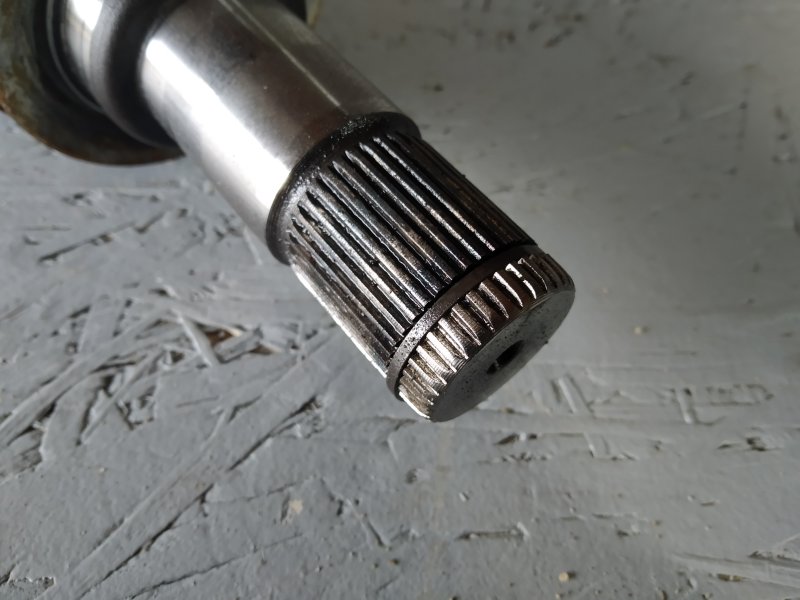 полуось, 1045 рублей, Санкт-Петербург